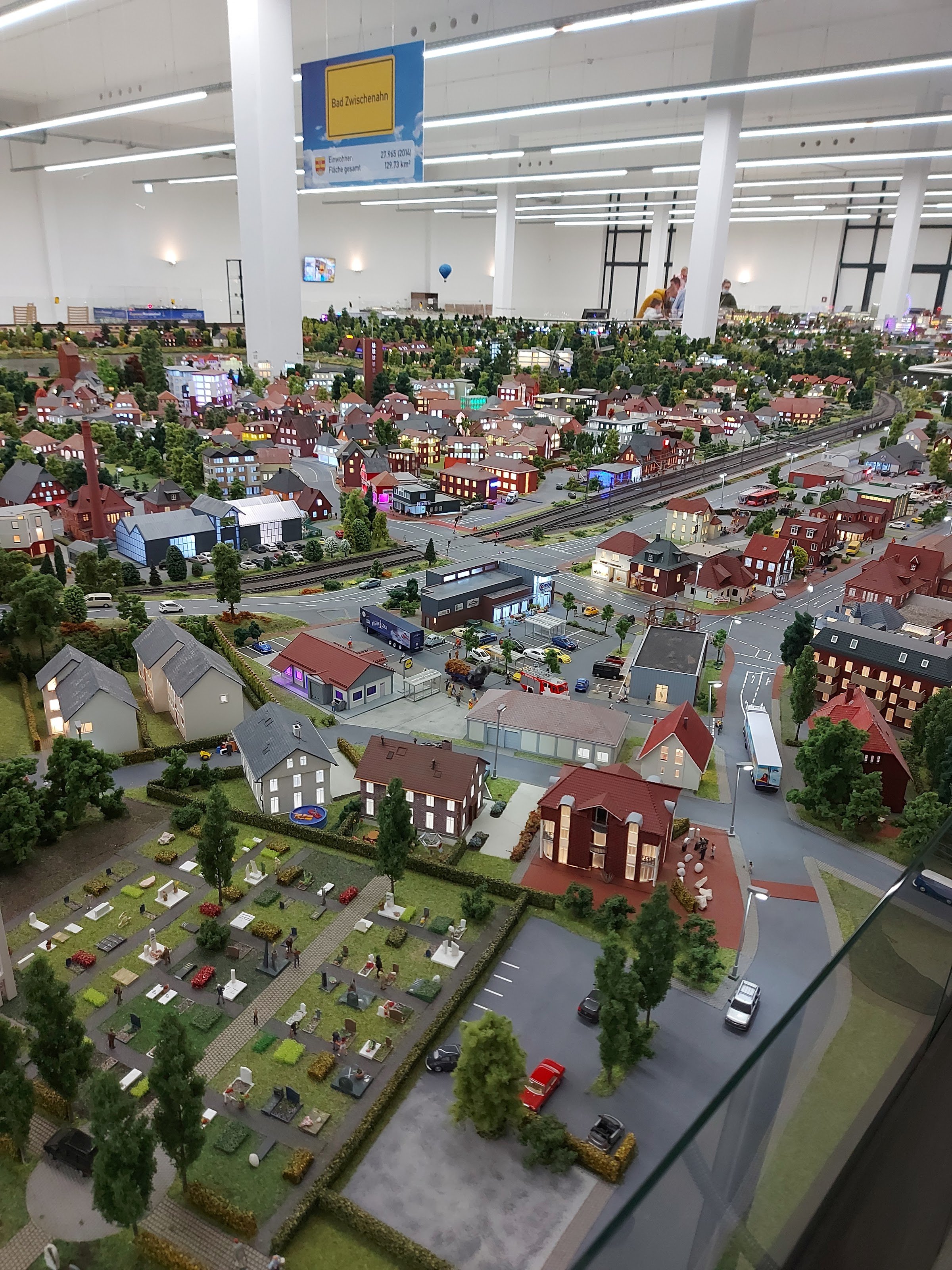 Leeraner Miniaturland | Ausstellung | Cafe | Minigolf